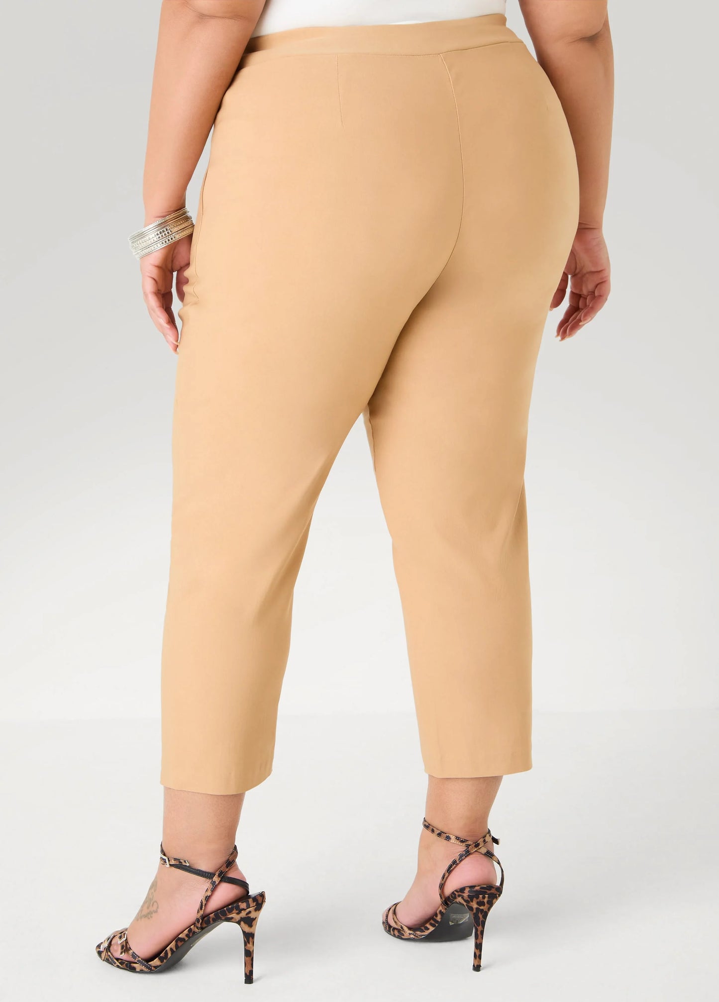 Millennium Pull On Capris