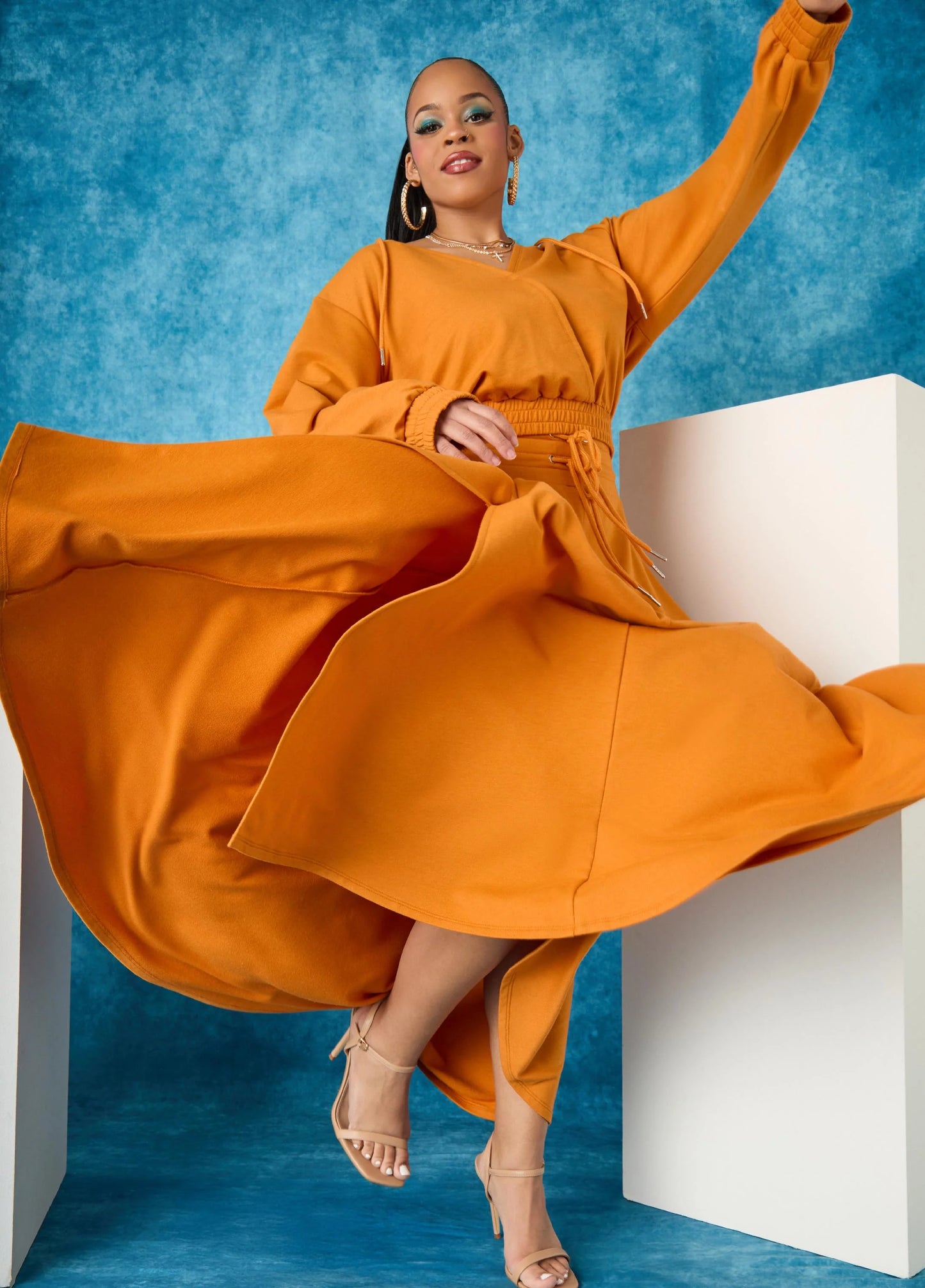 Side Split Drawstring Maxi Skirt