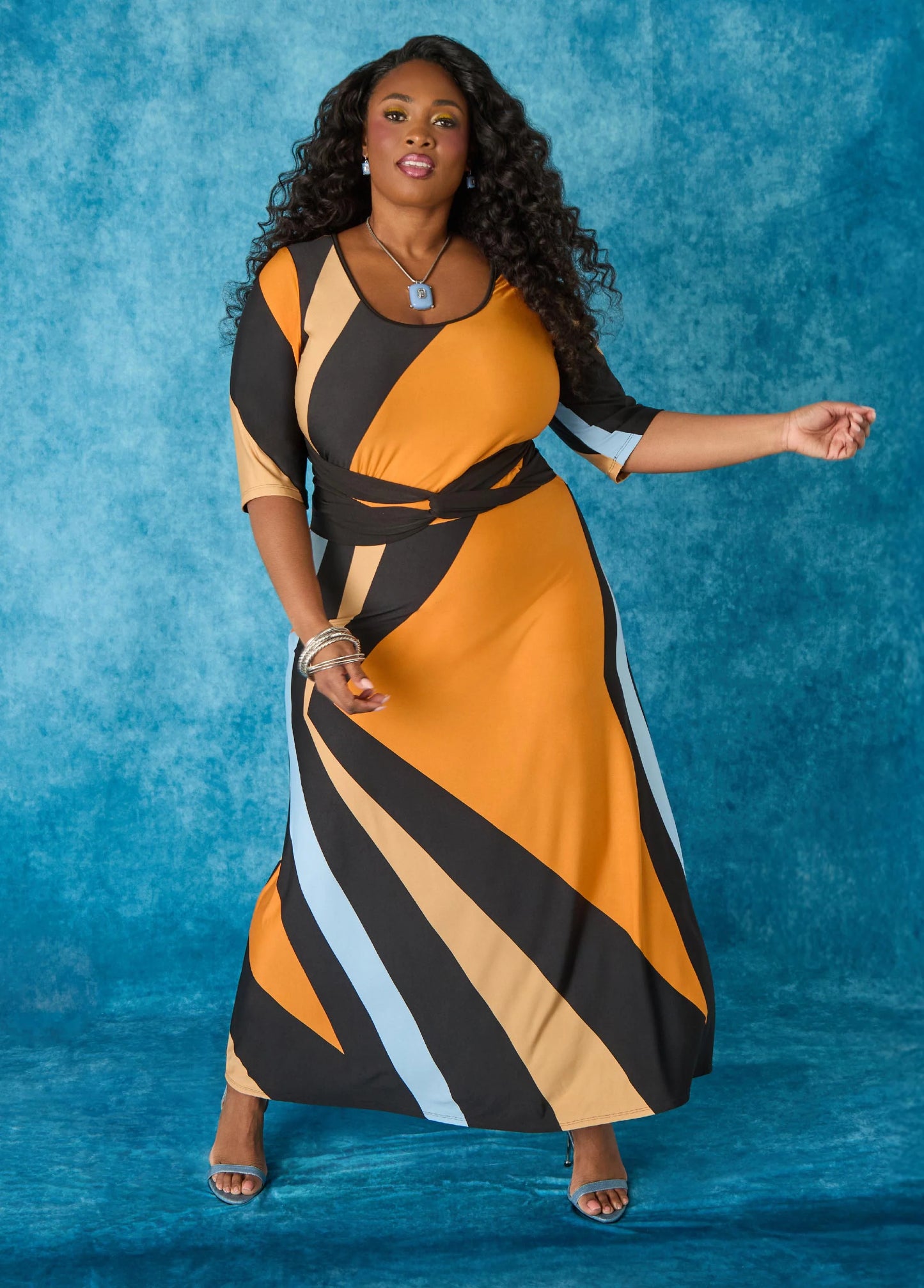 Knotted Geo Print Maxi Dress